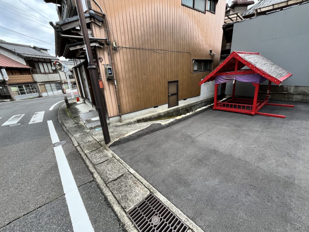 筋骨めぐり入口1